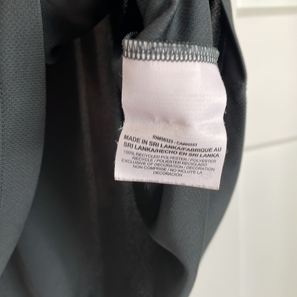 Nike Dri Fit Shirt - Picture 3 of 4